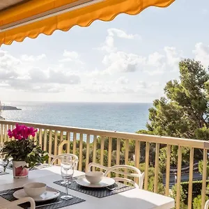 https://frente-al-mar-piscina-parking-wifi-port-aventura.catalonia-hotels.com